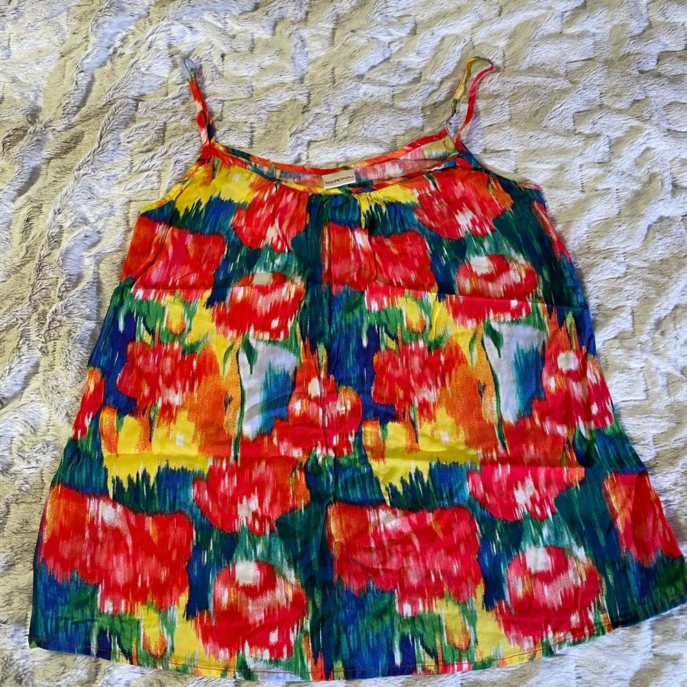 Multi color tank